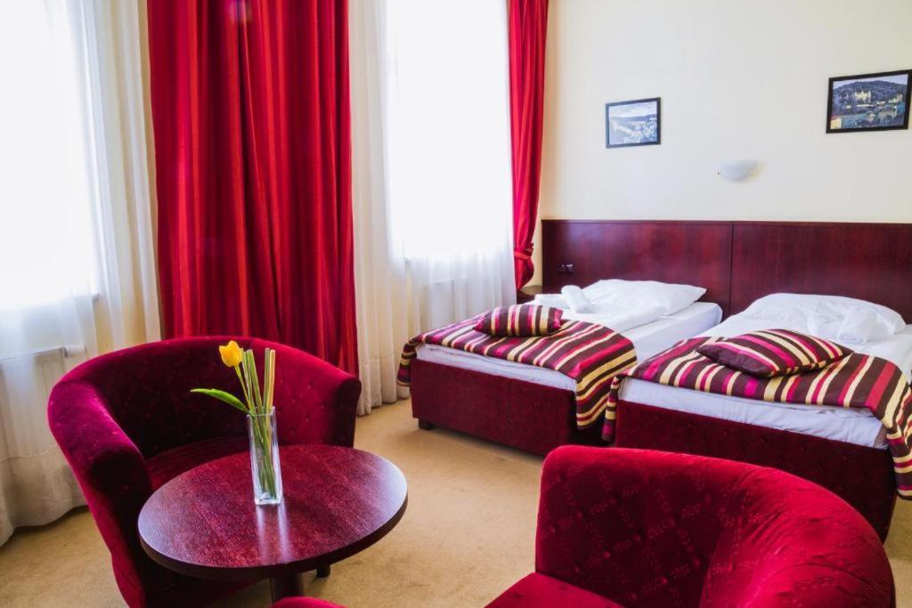 Adria Hotel 3*
